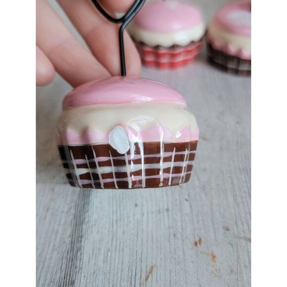 Valentine cupcake photo holder heart set Xmas home decor sweets baking - Picture 6 of 7